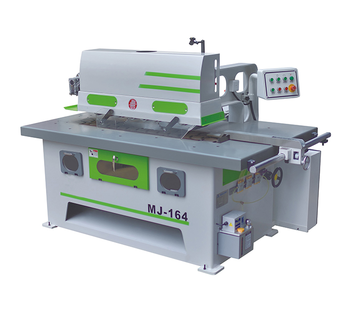 Single blade rip saw(Sawing machines)
