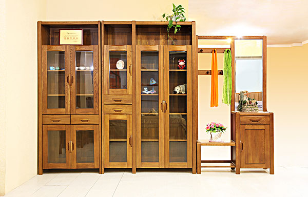 Solid- wood- furniture